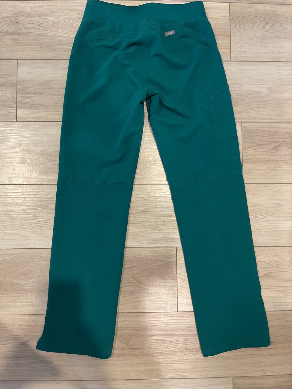 FIGS women’s scrub pants - Picture 3 of 3